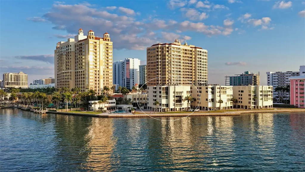 101 Sunset Drive Sarasota FL 34236