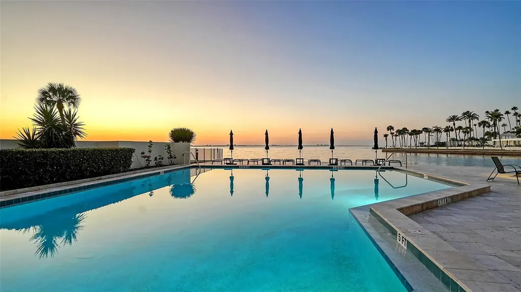 101 Sunset Drive Sarasota FL 34236