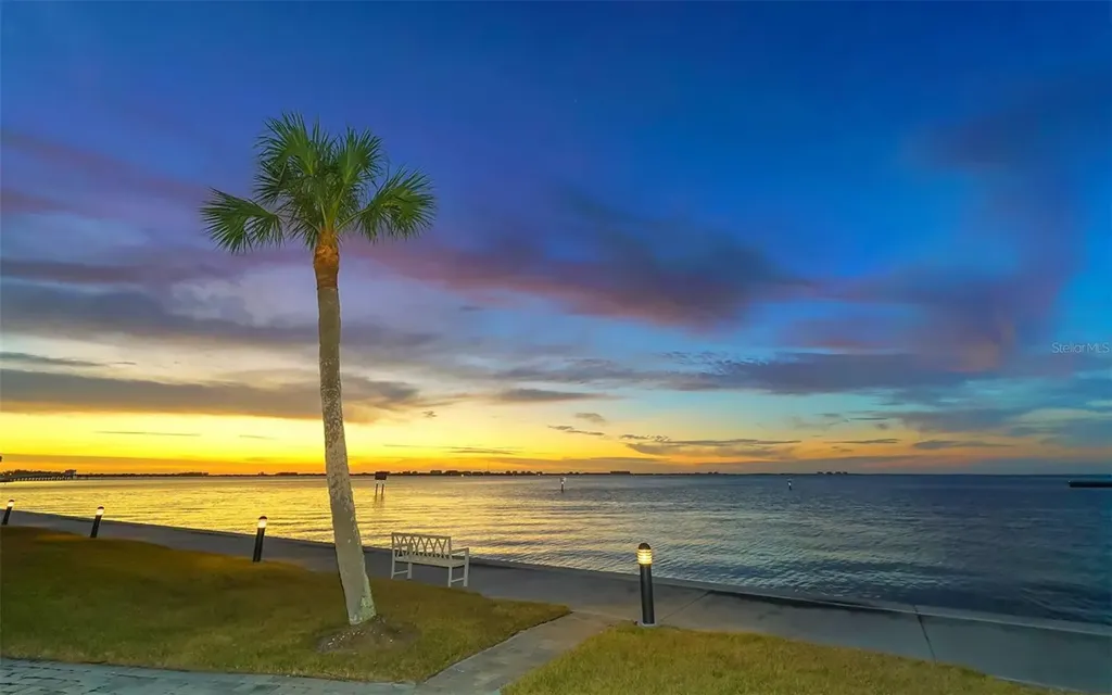 101 Sunset Drive Sarasota FL 34236