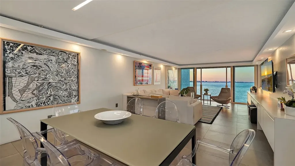 101 Sunset Drive Sarasota FL 34236