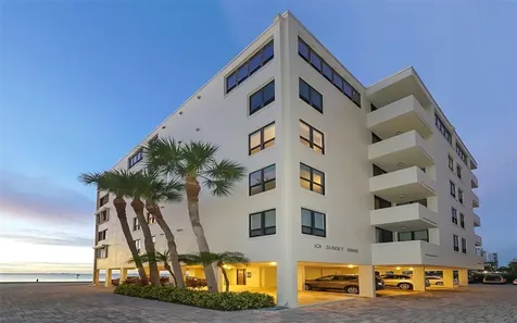 101 Sunset Drive Sarasota FL 34236