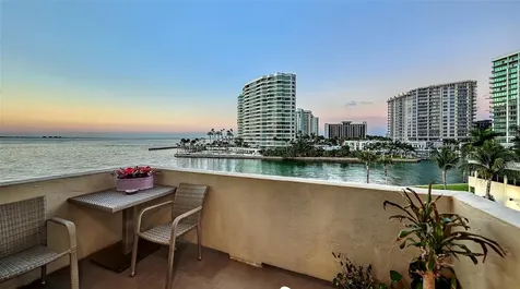 101 Sunset Drive Sarasota FL 34236