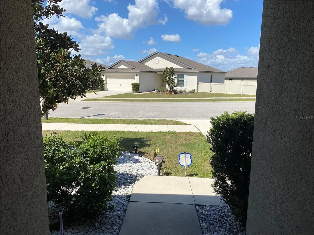 1919 Amber Sweet Circle Dundee FL 33838