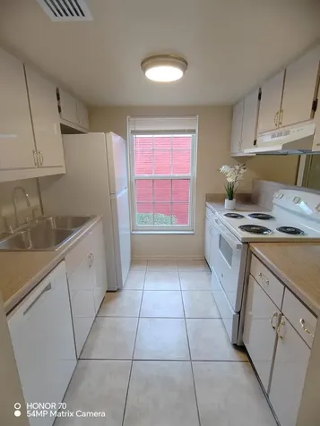 1044 82nd Terrace N St Petersburg FL 33702