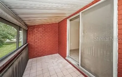 1044 82nd Terrace N St Petersburg FL 33702