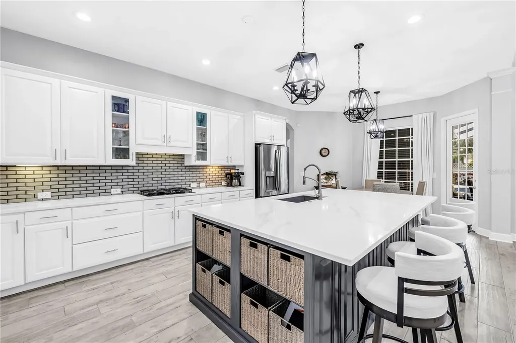 5234 Brighton Shore Drive Apollo Beach FL 33572