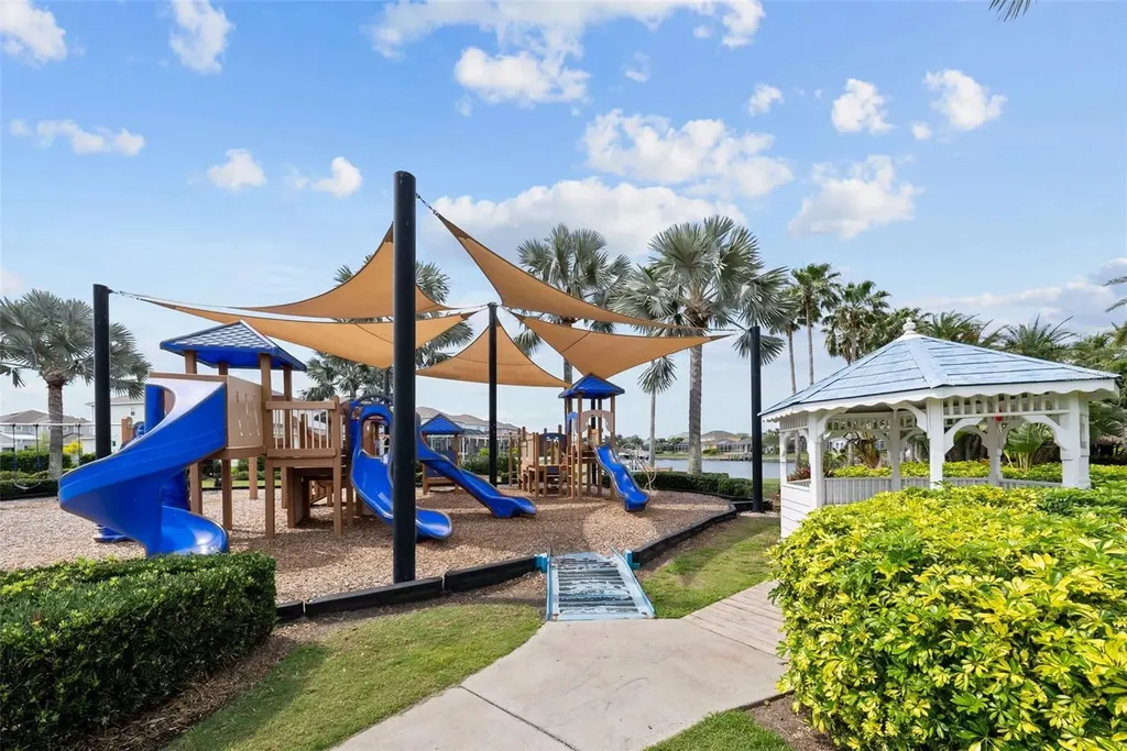 5234 Brighton Shore Drive Apollo Beach FL 33572
