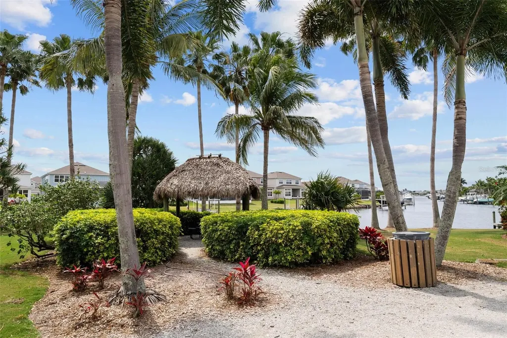 5234 Brighton Shore Drive Apollo Beach FL 33572