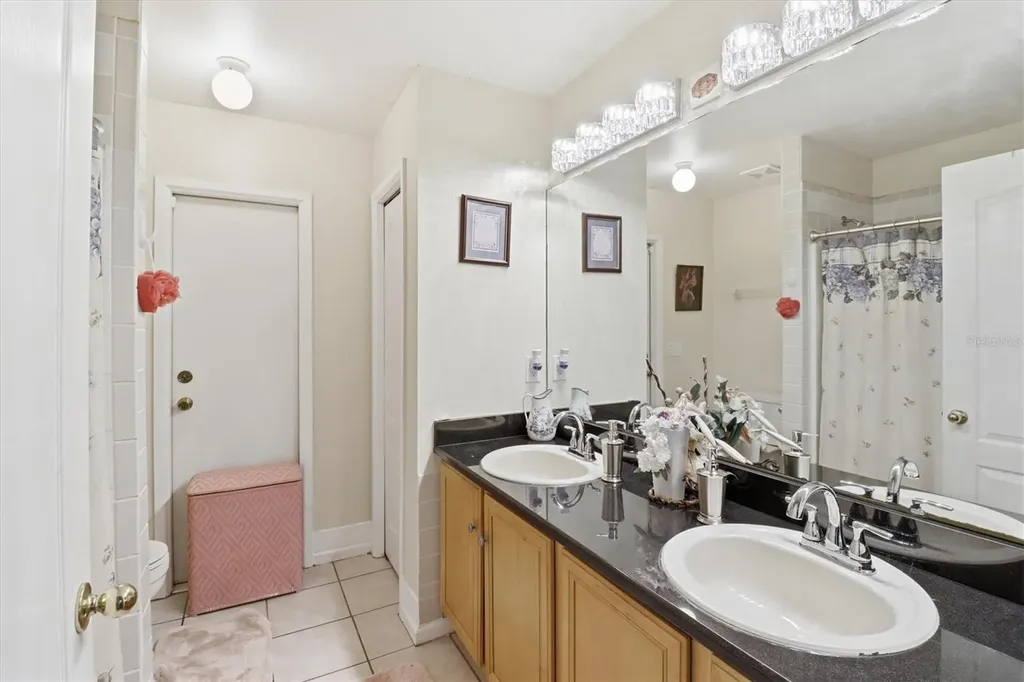 2356 Alclobe Circle Ocoee FL 34761