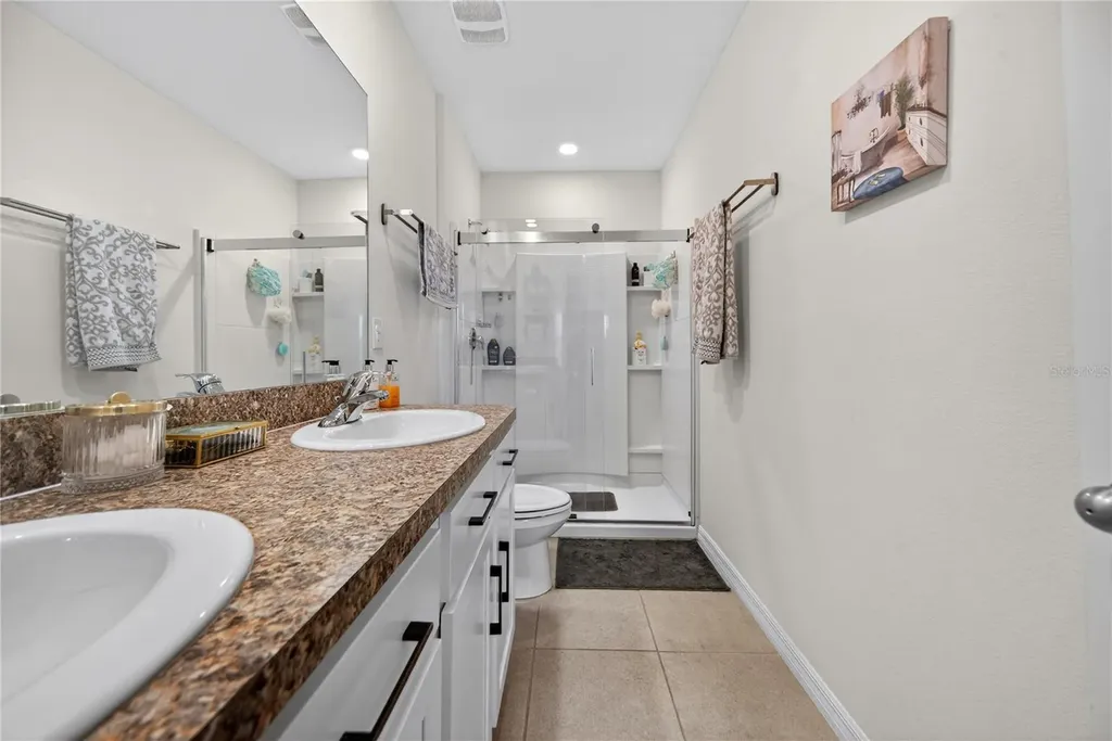 5435 Dragonfly Drive Wildwood FL 34785
