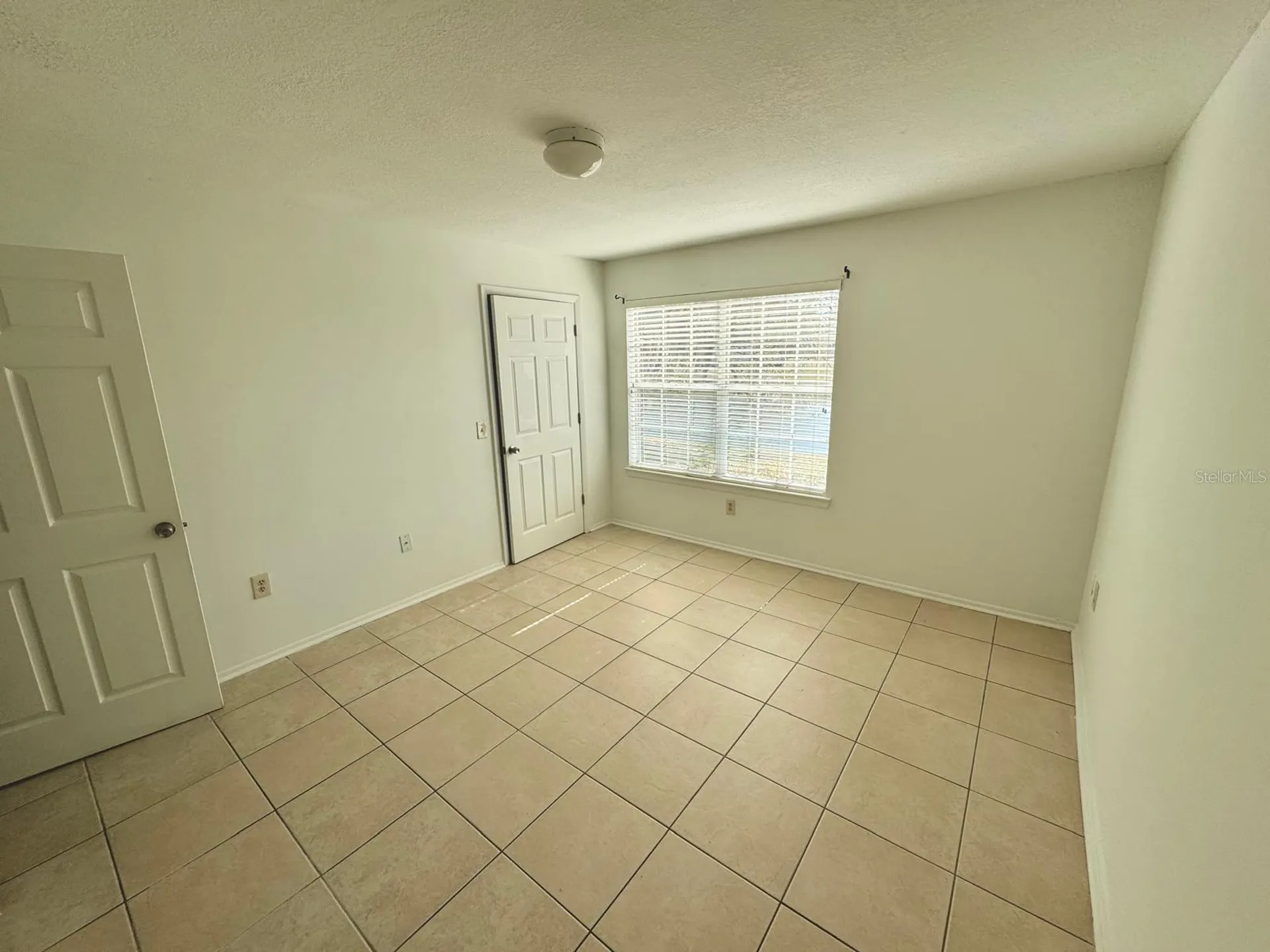 1222 Bermuda Lakes Lane Kissimmee FL 34741