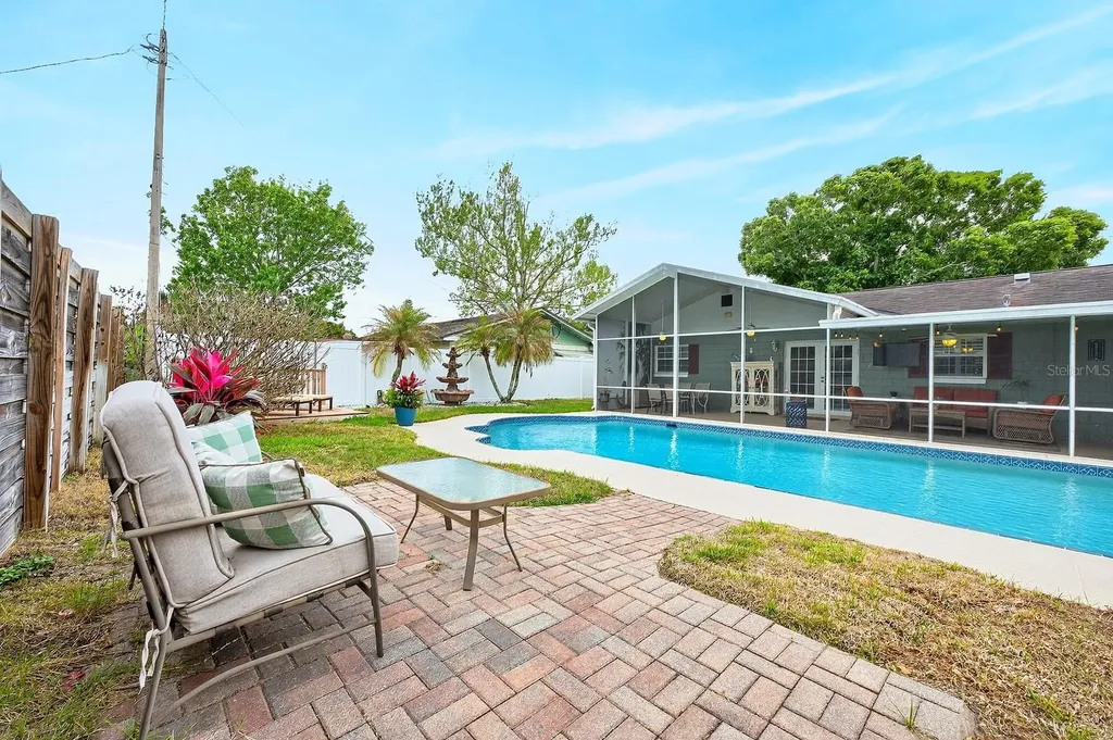 4749 E Wind Street Orlando FL 32812