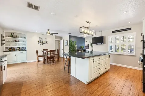 4749 E Wind Street Orlando FL 32812