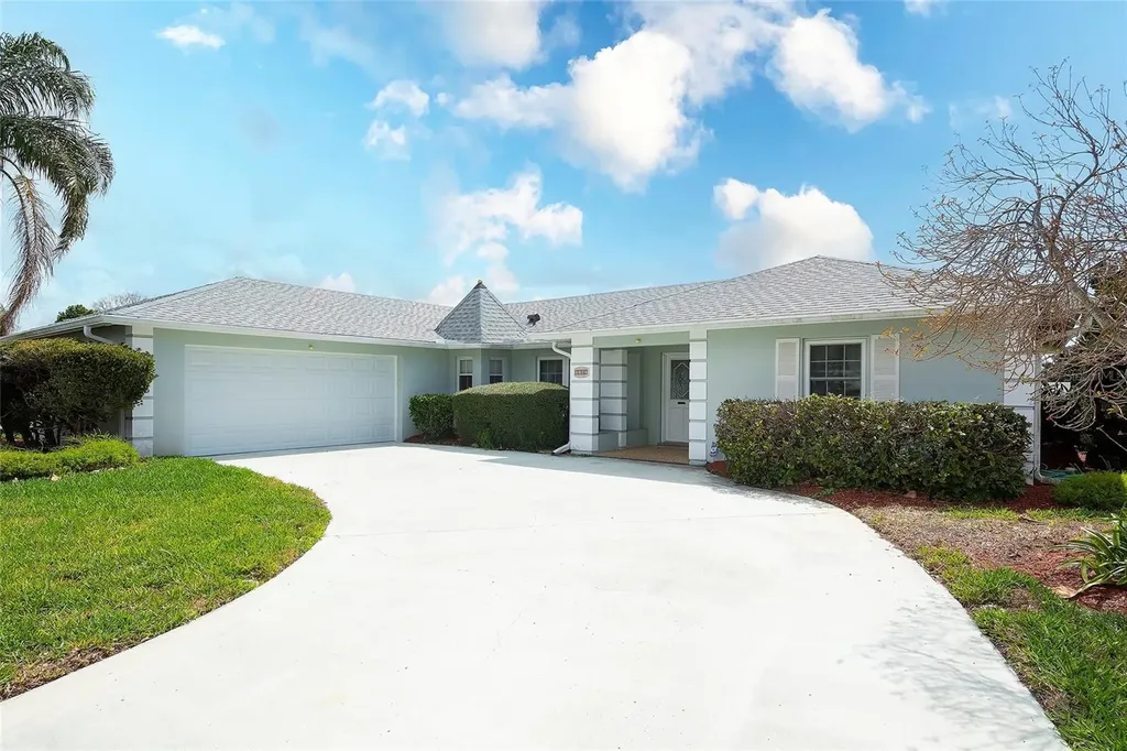 7207 11th Avenue W Bradenton FL 34209