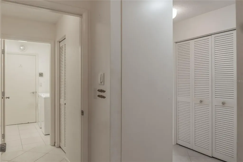 3444 El Rado Court Sarasota FL 34232