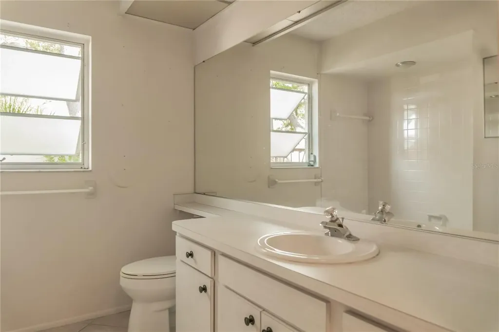 3444 El Rado Court Sarasota FL 34232