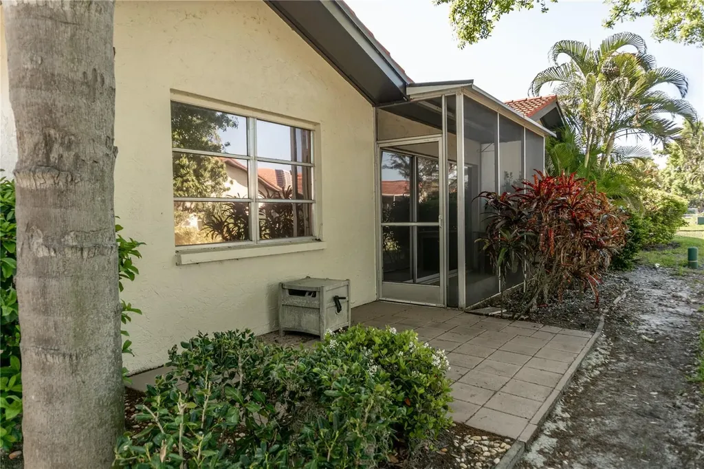 3444 El Rado Court Sarasota FL 34232
