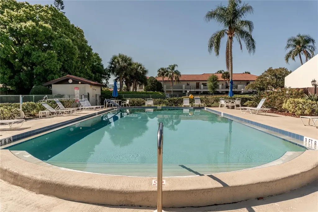 3444 El Rado Court Sarasota FL 34232