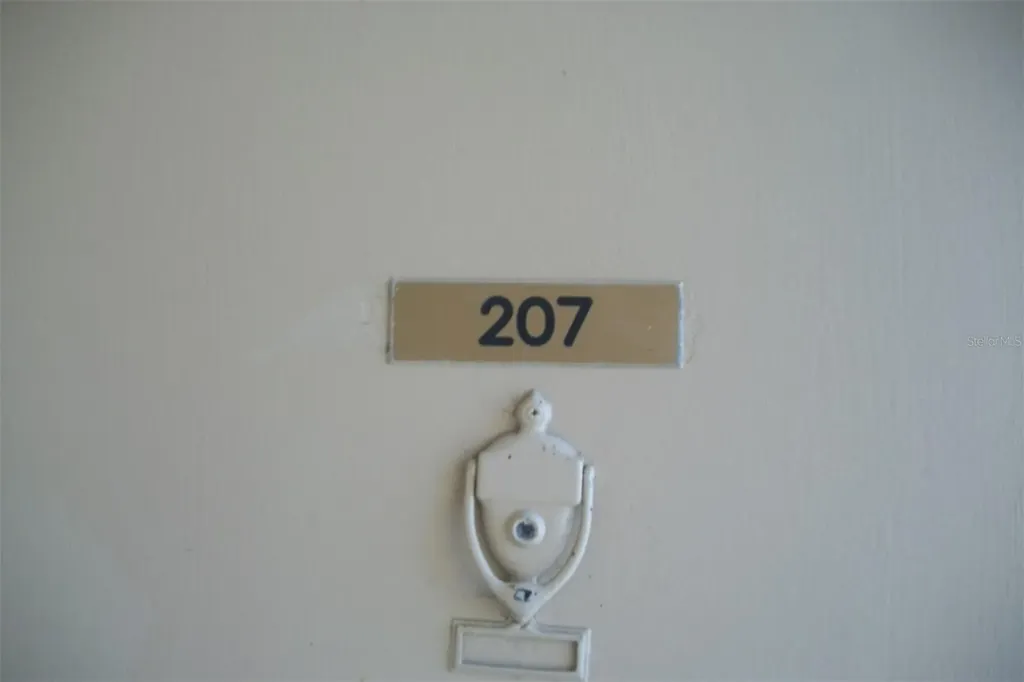 2616 Cove Cay Drive Clearwater FL 33760