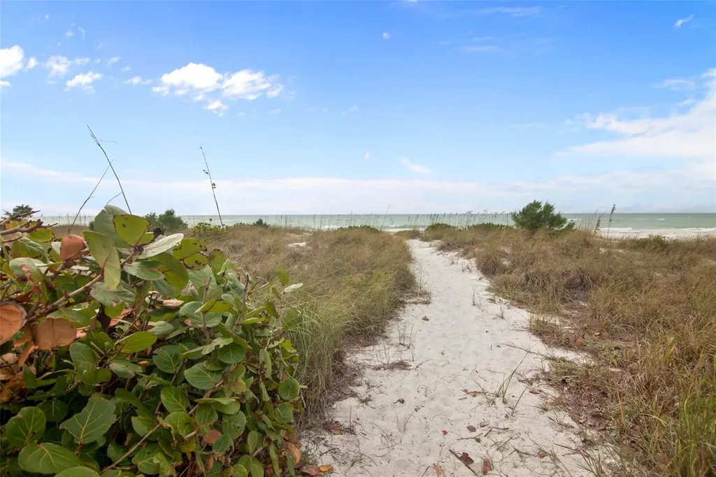 5655 Gulf Of Mexico Drive Longboat Key FL 34228
