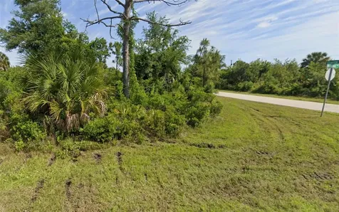 10494 Waterford Avenue Englewood FL 34224