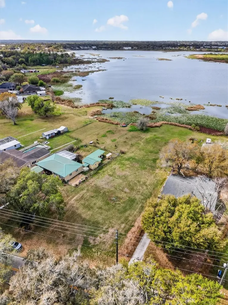 429 Longfellow Boulevard Lakeland FL 33801