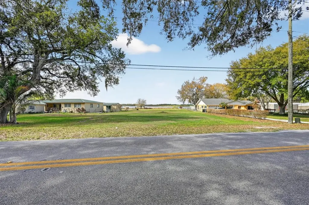 429 Longfellow Boulevard Lakeland FL 33801
