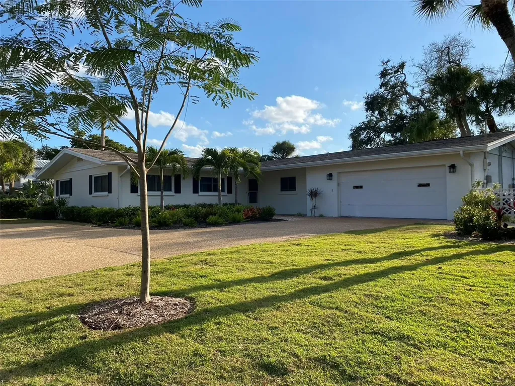 814 Paradise Way Sarasota FL 34242