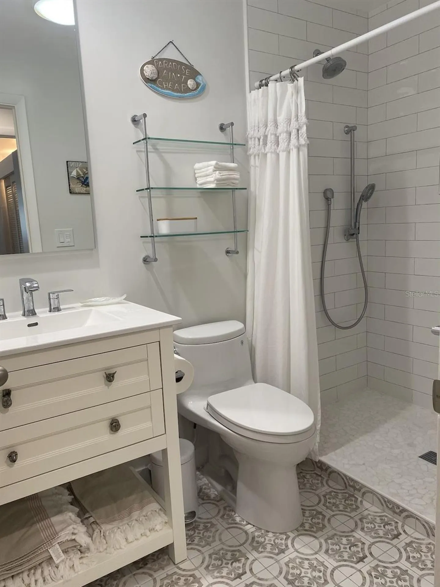 814 Paradise Way Sarasota FL 34242