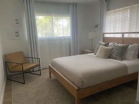 814 Paradise Way Sarasota FL 34242