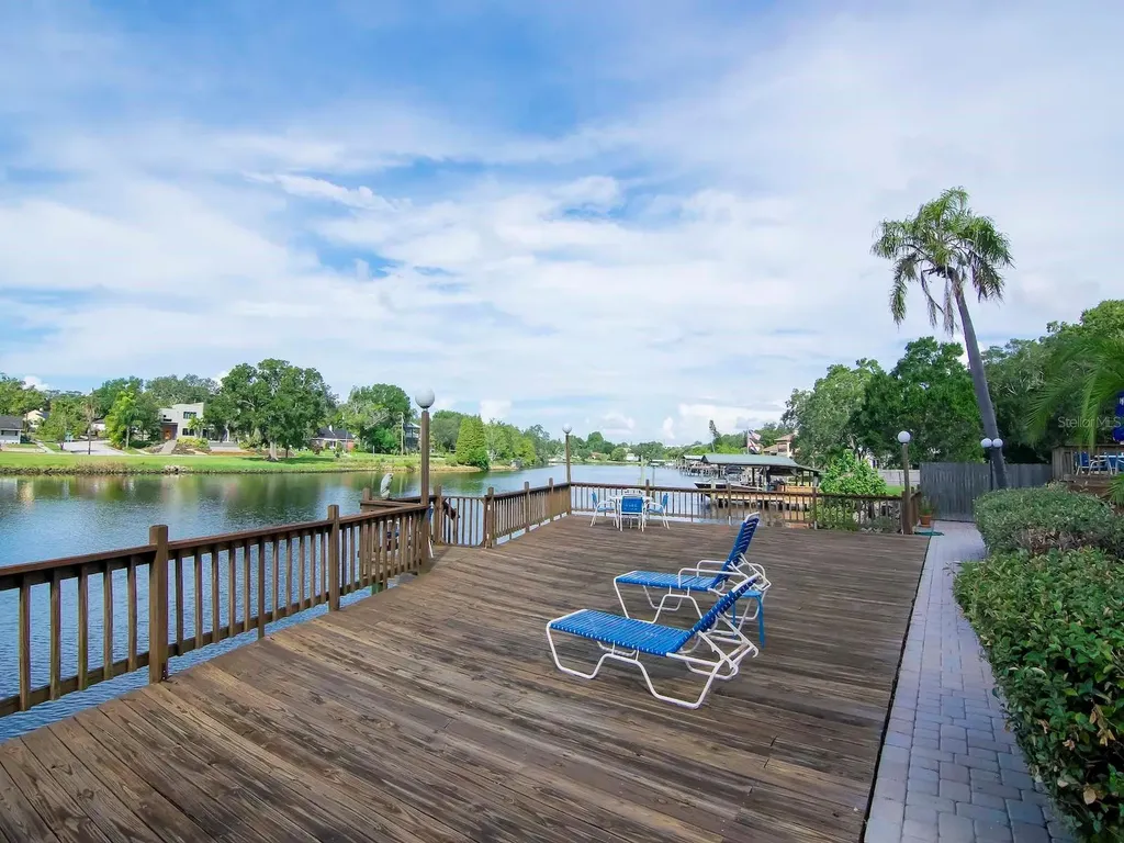 2780 N Riverside Drive Tampa FL 33602