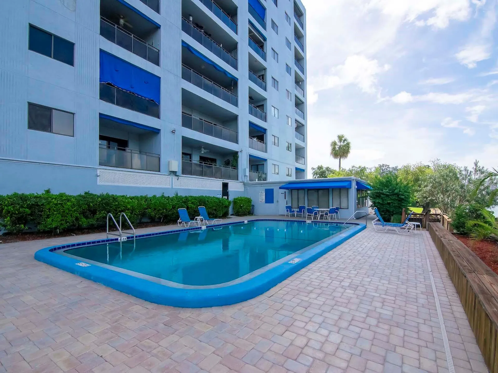 2780 N Riverside Drive Tampa FL 33602