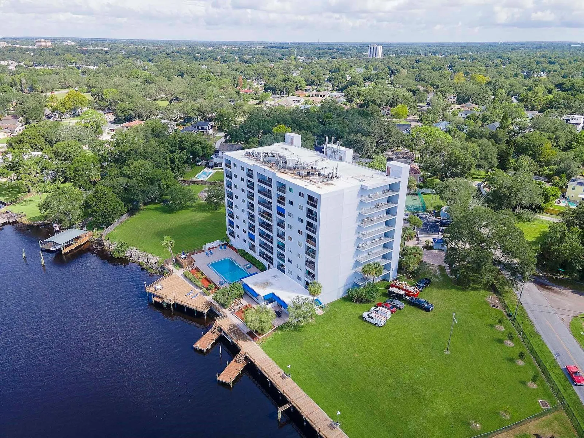 2780 N Riverside Drive Tampa FL 33602