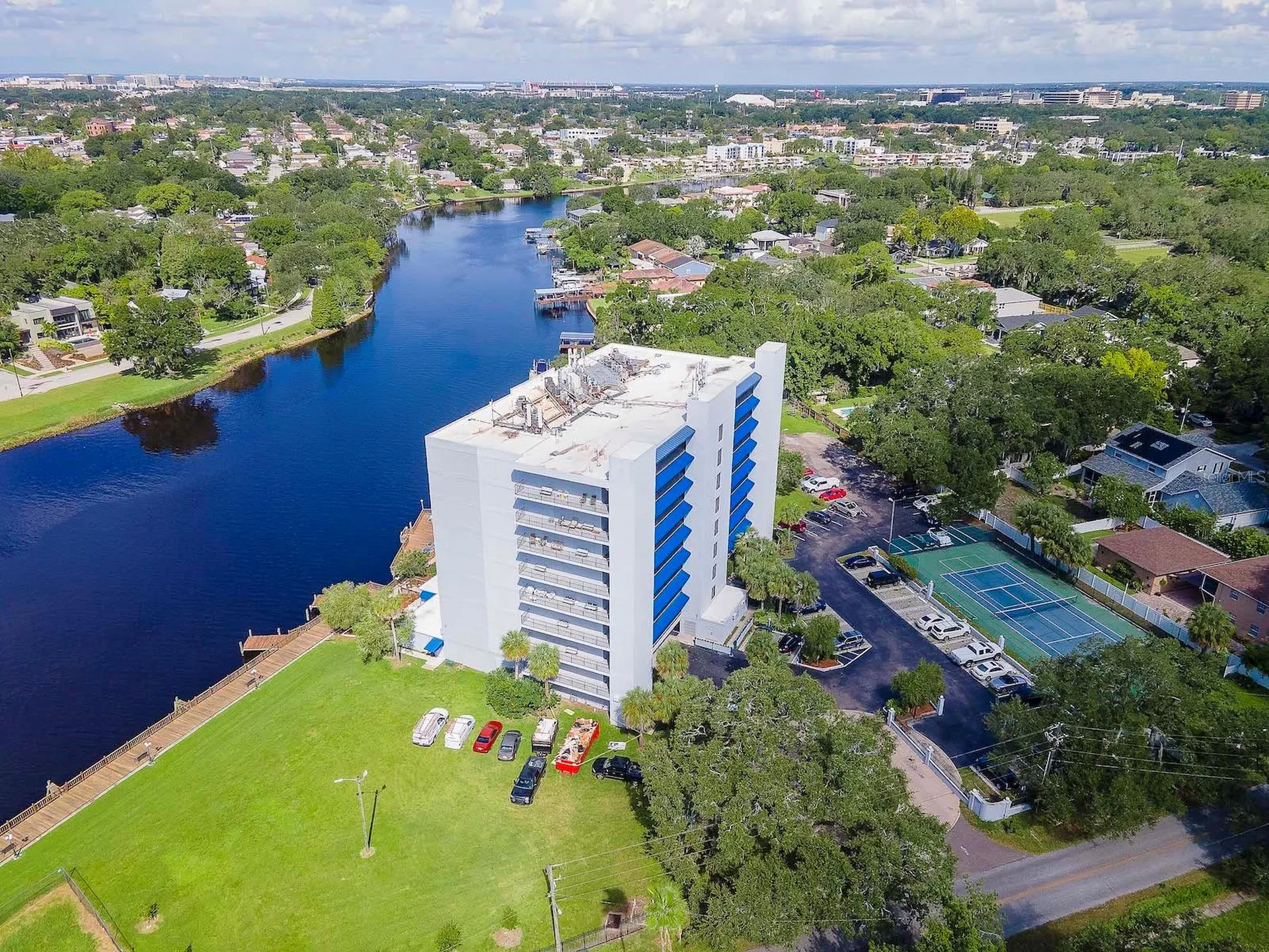 2780 N Riverside Drive Tampa FL 33602