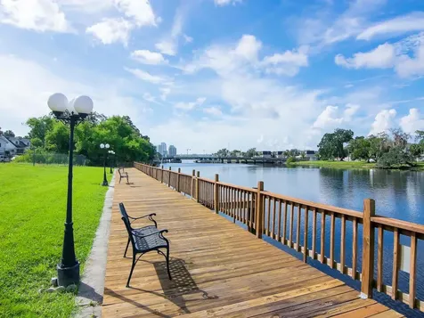2780 N Riverside Drive Tampa FL 33602