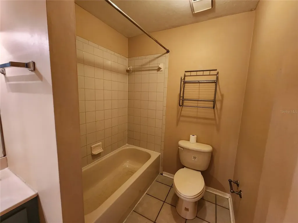 6288 SW 8 Place Gainesville FL 32607