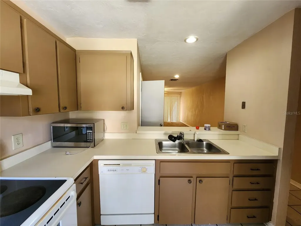 6288 SW 8 Place Gainesville FL 32607