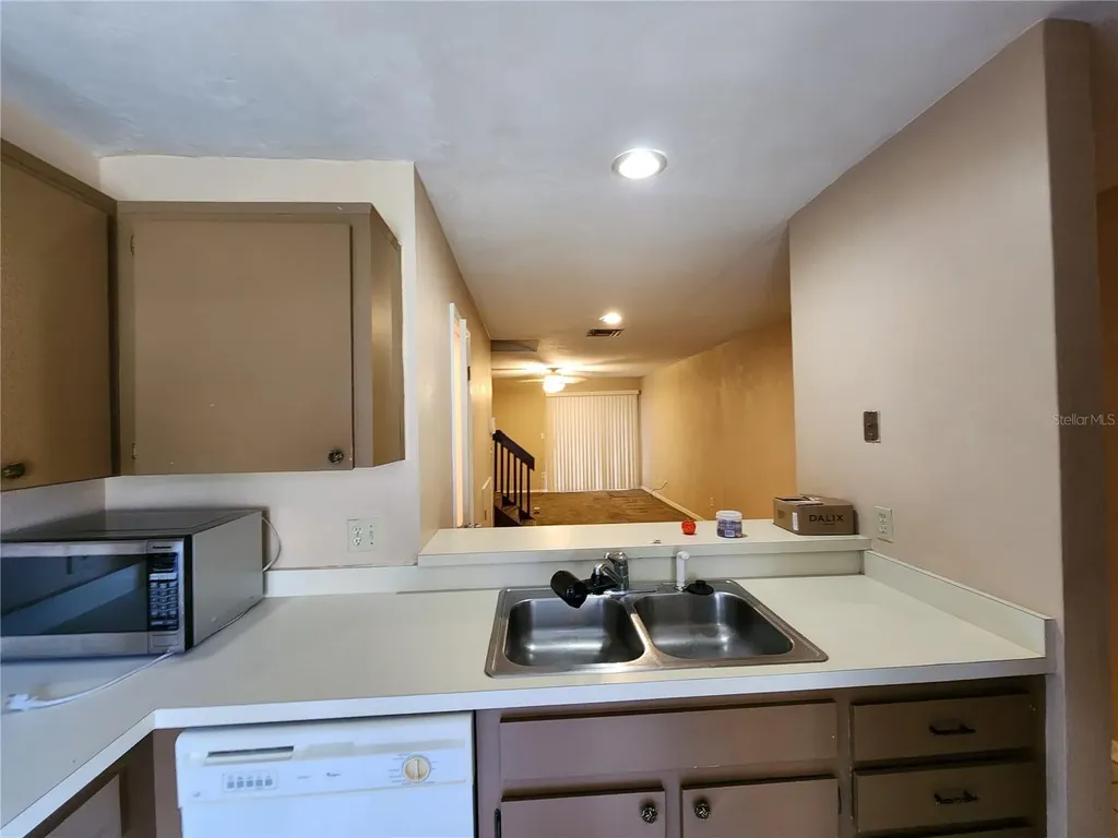 6288 SW 8 Place Gainesville FL 32607