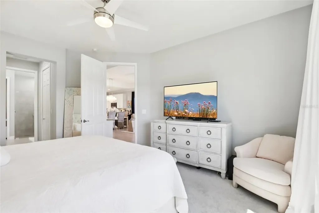 2946 Trustee Avenue Sarasota FL 34243