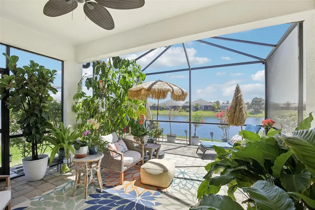2946 Trustee Avenue Sarasota FL 34243