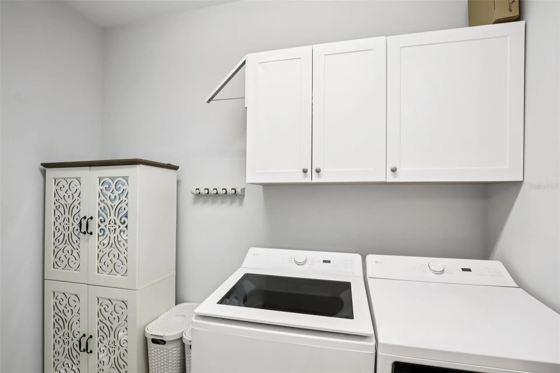2946 Trustee Avenue Sarasota FL 34243