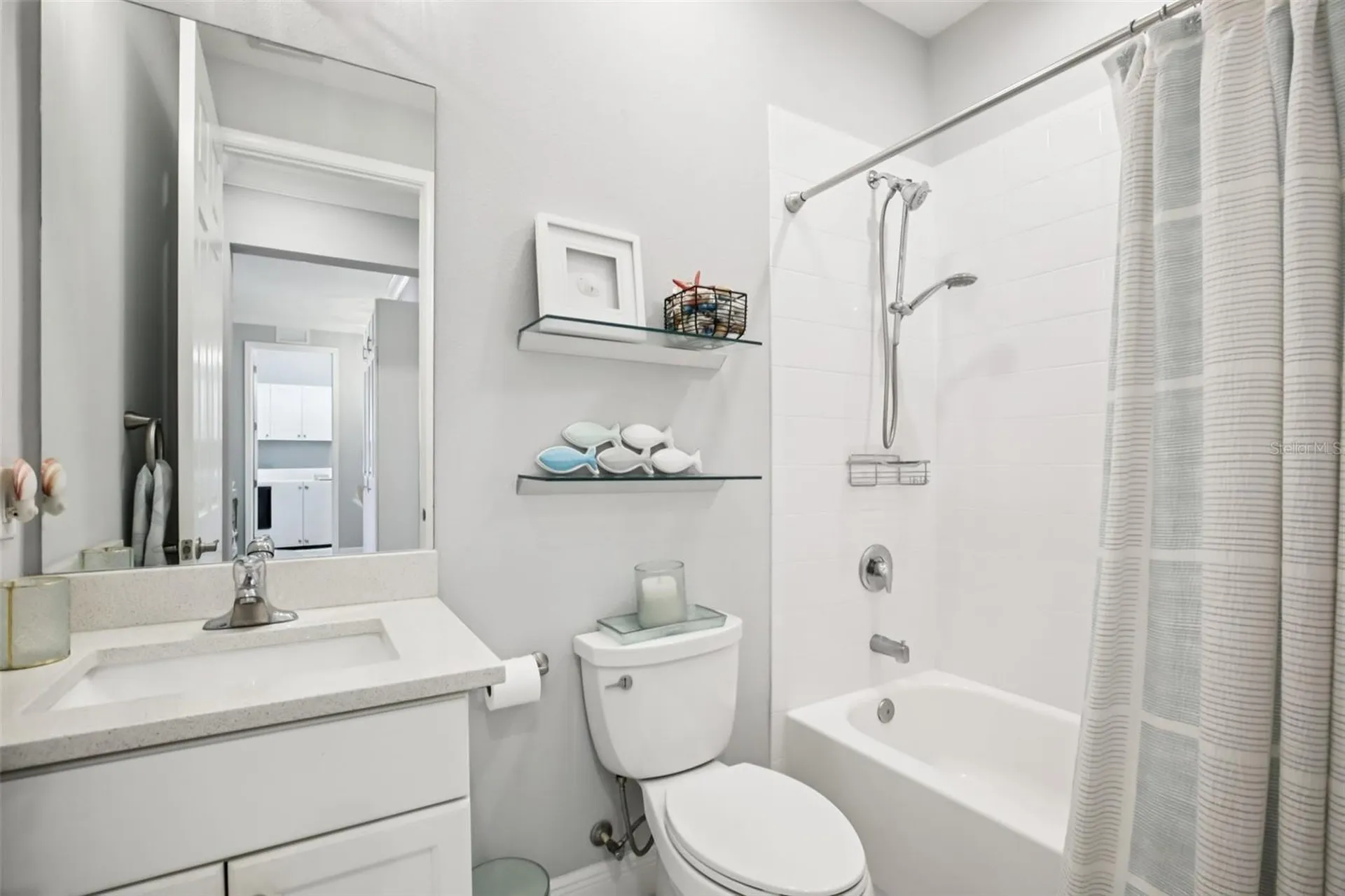 2946 Trustee Avenue Sarasota FL 34243