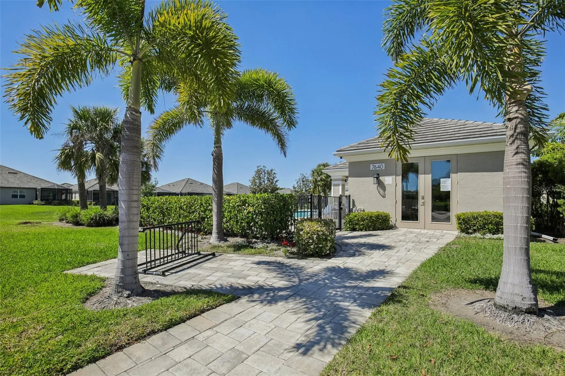 2946 Trustee Avenue Sarasota FL 34243