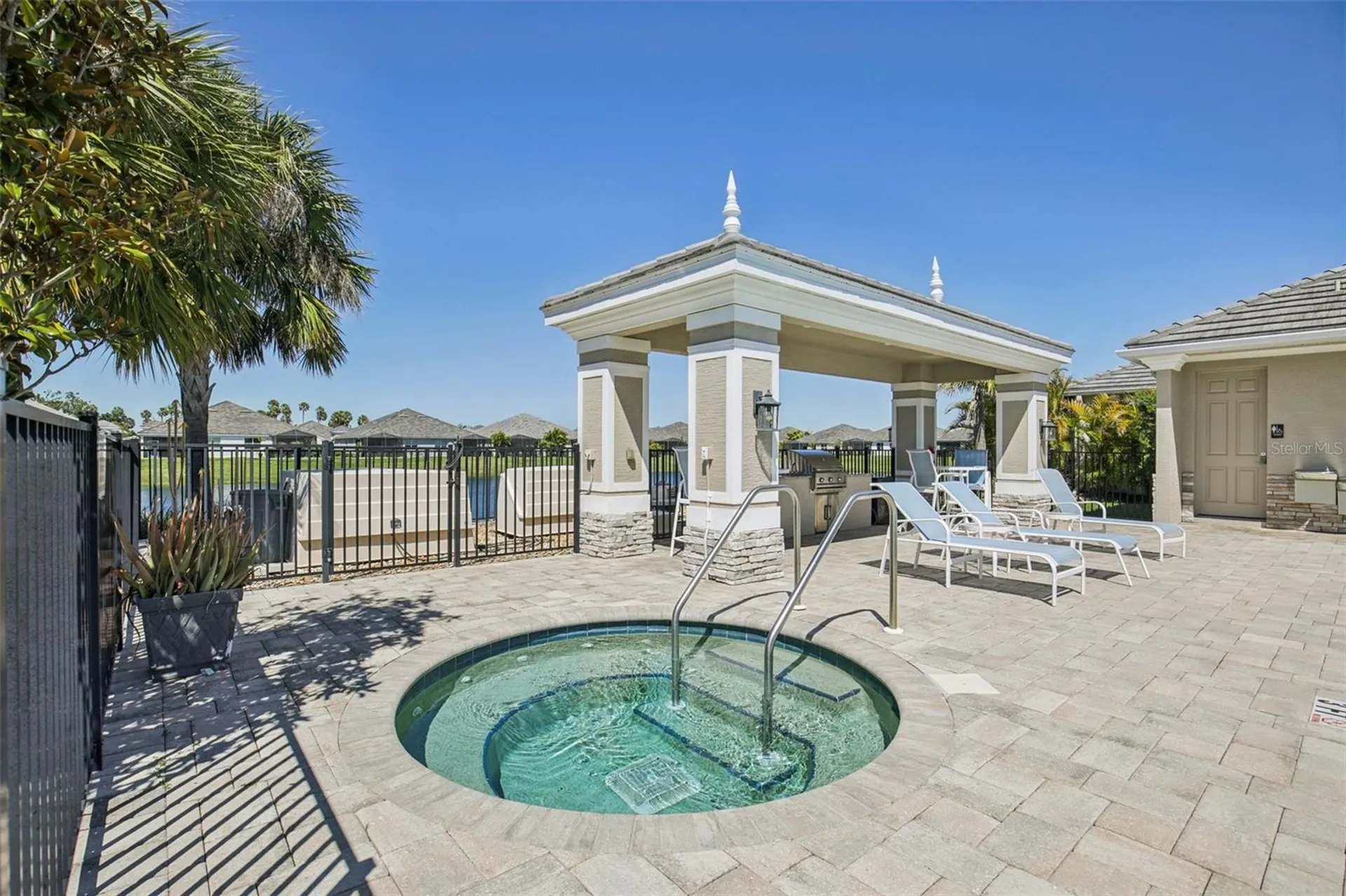 2946 Trustee Avenue Sarasota FL 34243