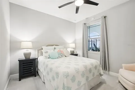 2946 Trustee Avenue Sarasota FL 34243