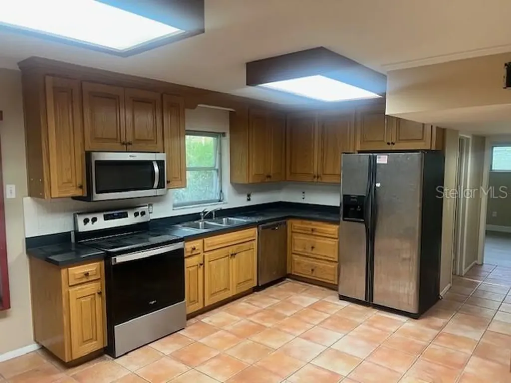 16406 Lake Byrd Drive Tampa FL 33618
