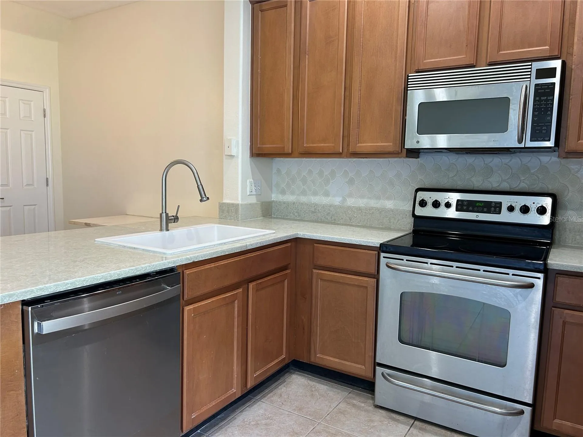 6706 47th Street N Pinellas Park FL 33781