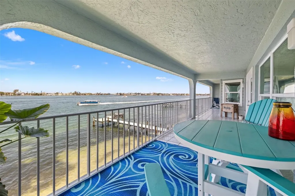 380 8th Avenue N Tierra Verde FL 33715