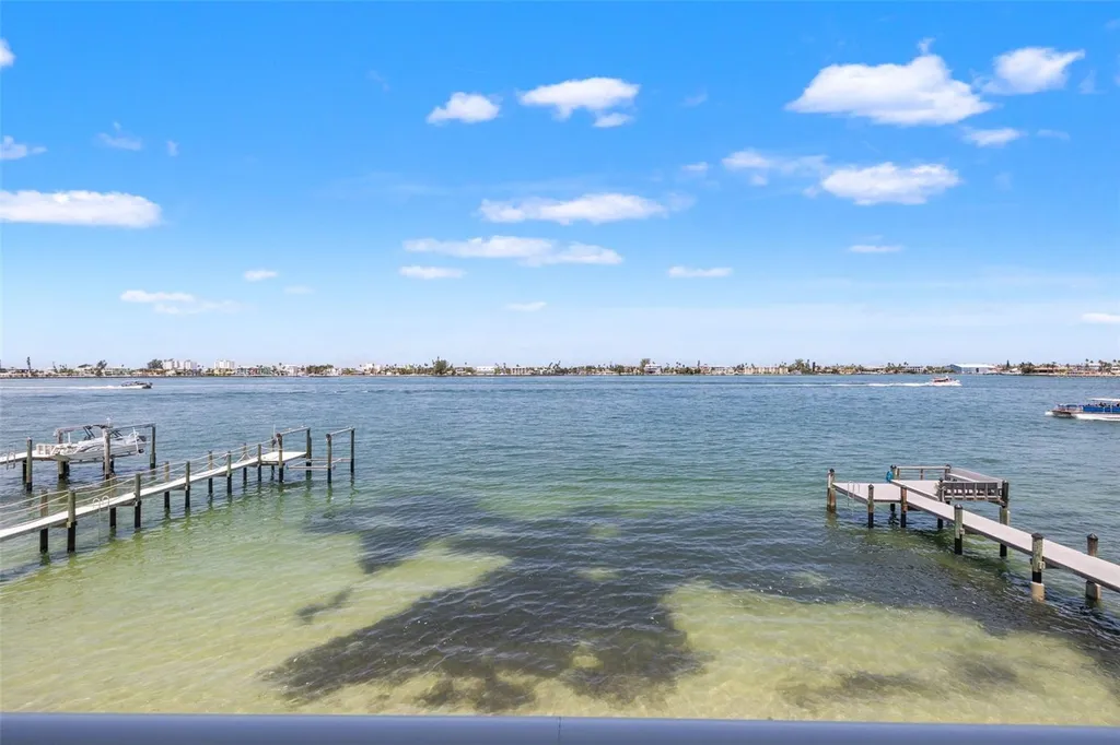 380 8th Avenue N Tierra Verde FL 33715