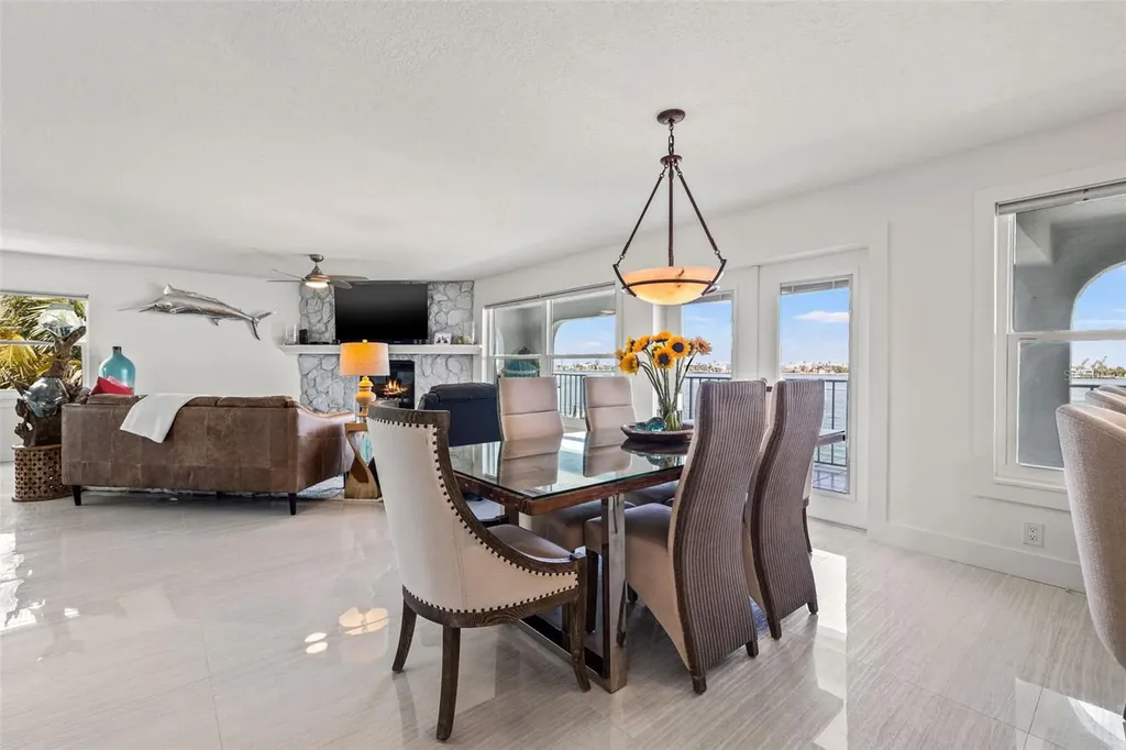 380 8th Avenue N Tierra Verde FL 33715
